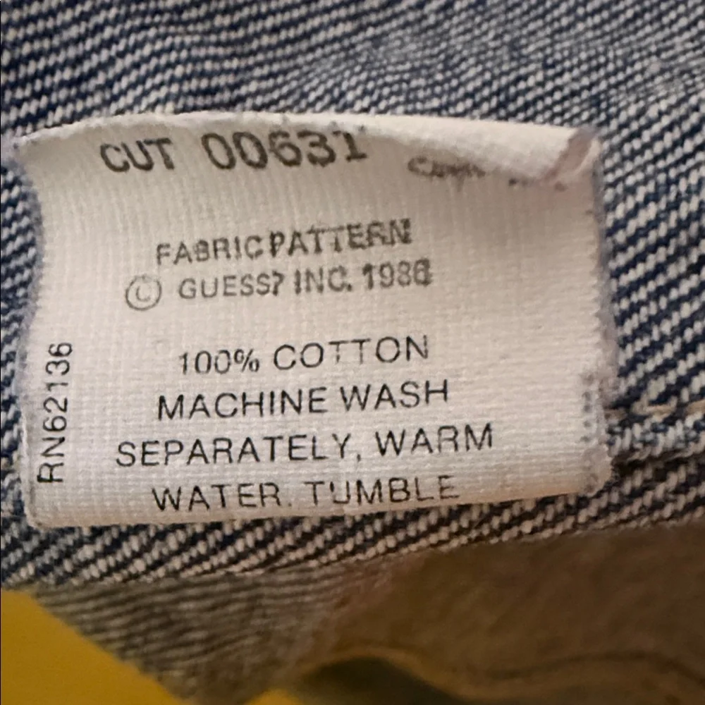 Guess Classic Blue Denim Jacket - Picture 4 of 4